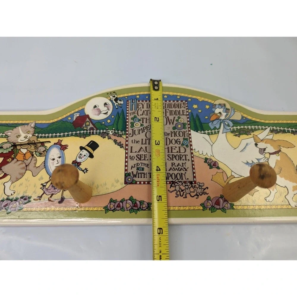 Hey Diddle Diddle Ceramic Coat Hanger Rack 16.75 Inch